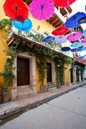 Casa La Dominica, Aldaba Selection